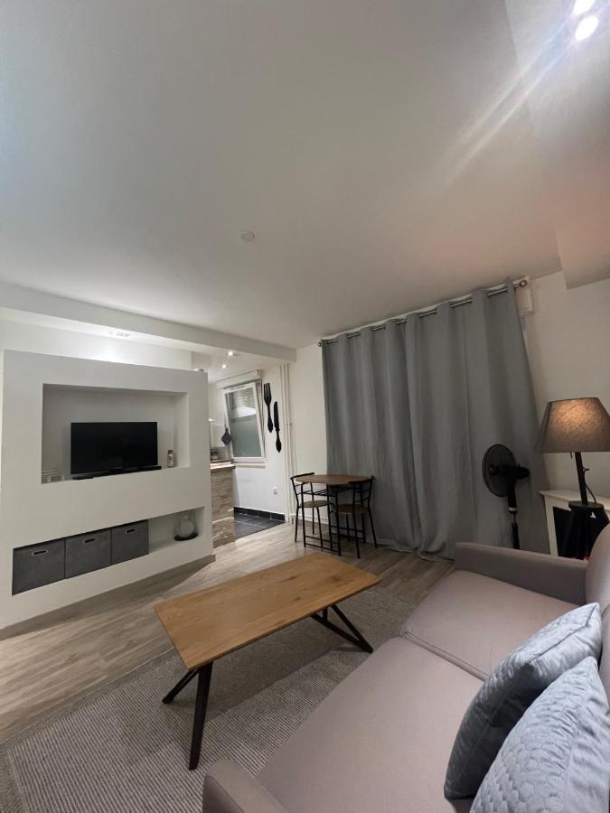 Le Carre Strasbourgeois - Logement Entier Au Centre Du Neudorf F1 Extérieur photo